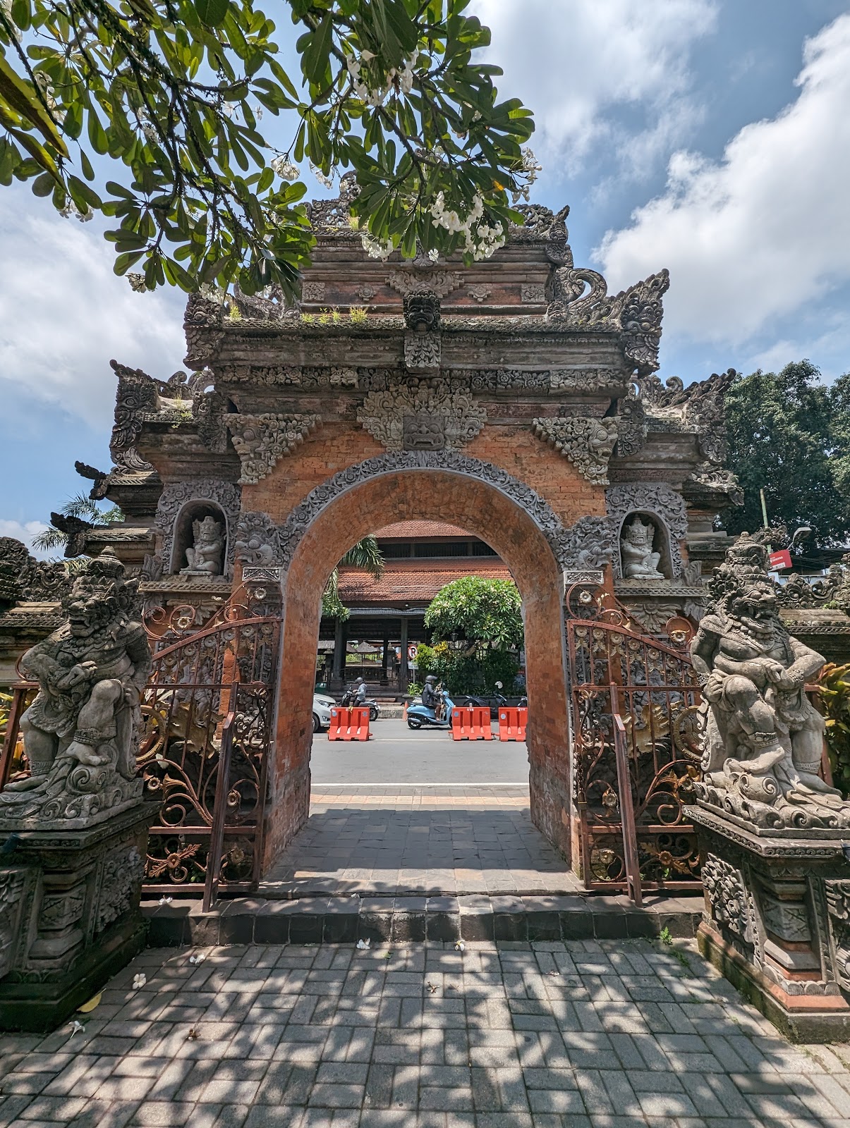 Temple Ubud Palace 64338