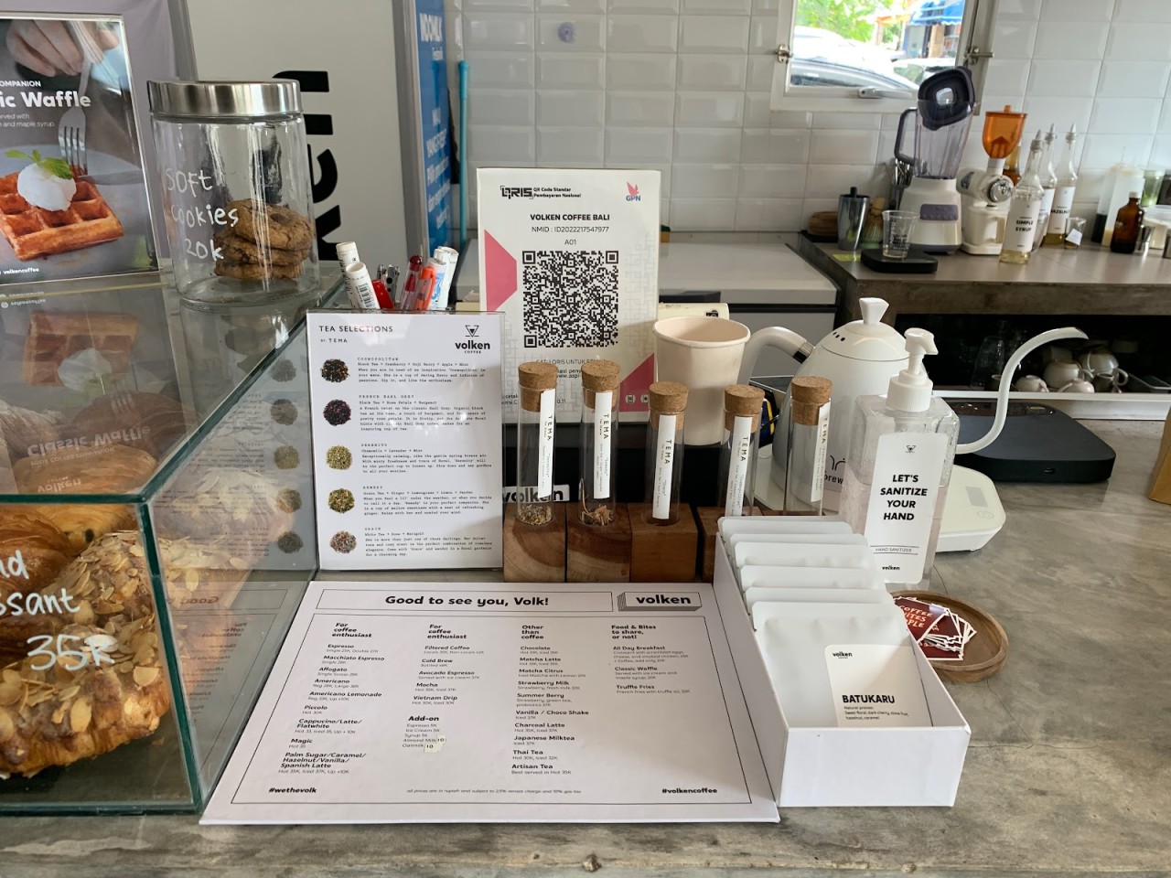 Dear Lucy Cafe