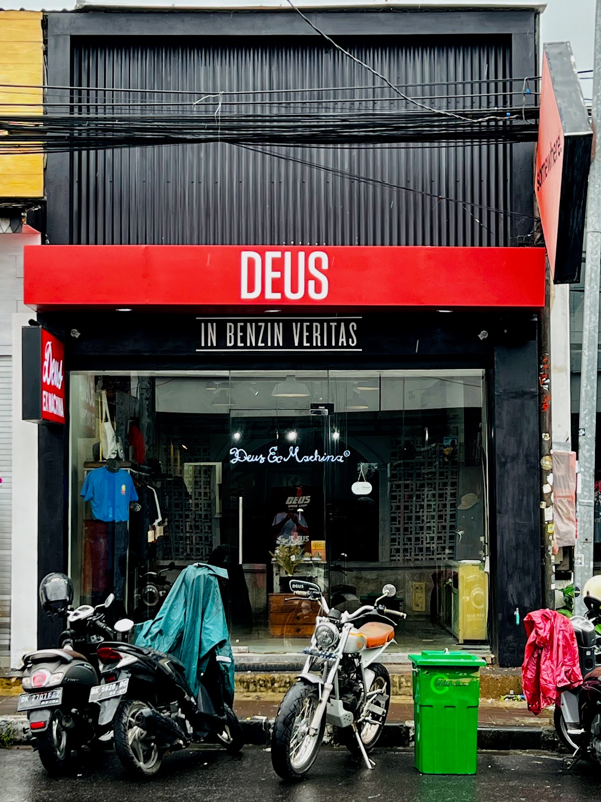 Deus Ex Machina - Warung of Simple Pleasures