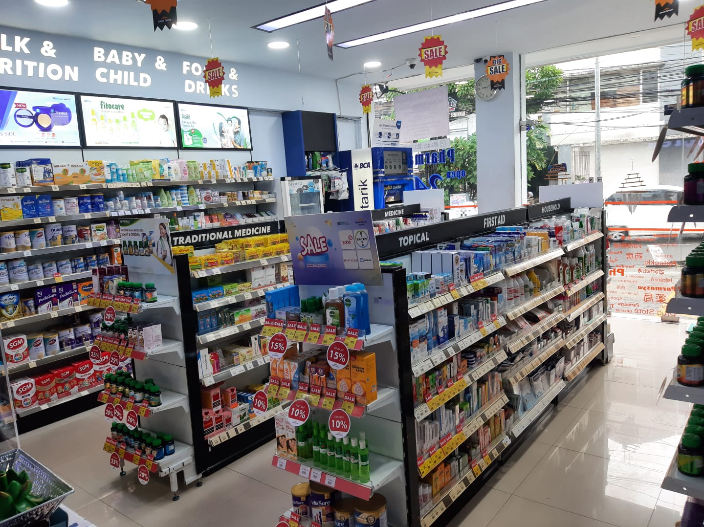 Pharmacy Kimia Farma 412 Seminyak 2