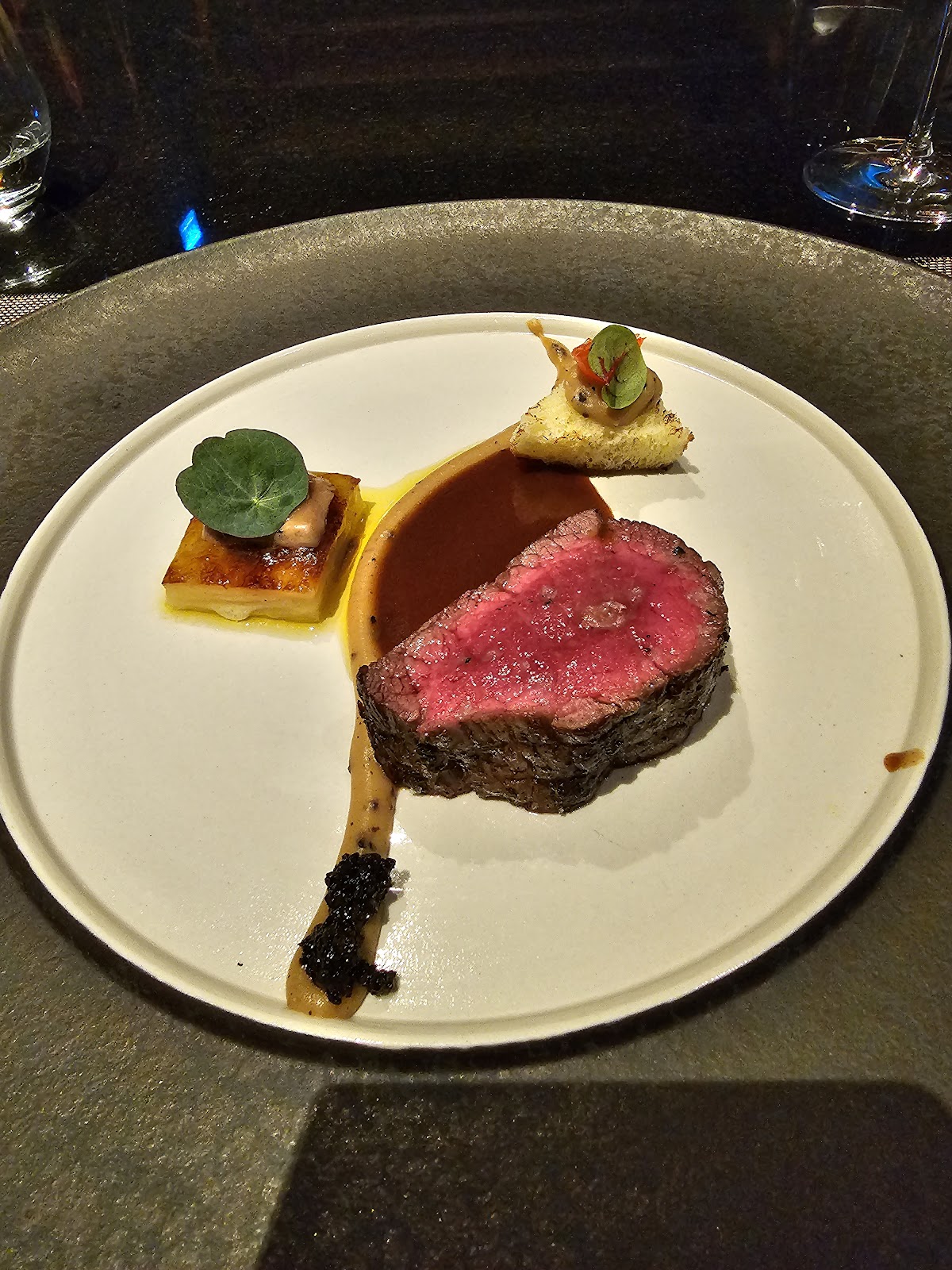 Koral: Bali's First Aquarium Restaurant