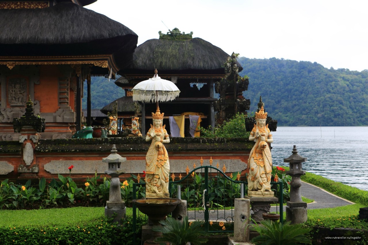 Danau Beratan