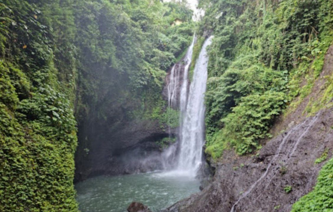 Aling-Aling Waterfall