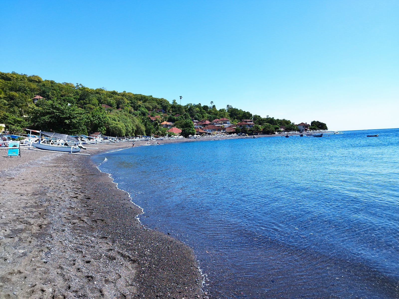 Beach Jemeluk Amed Beach 65547