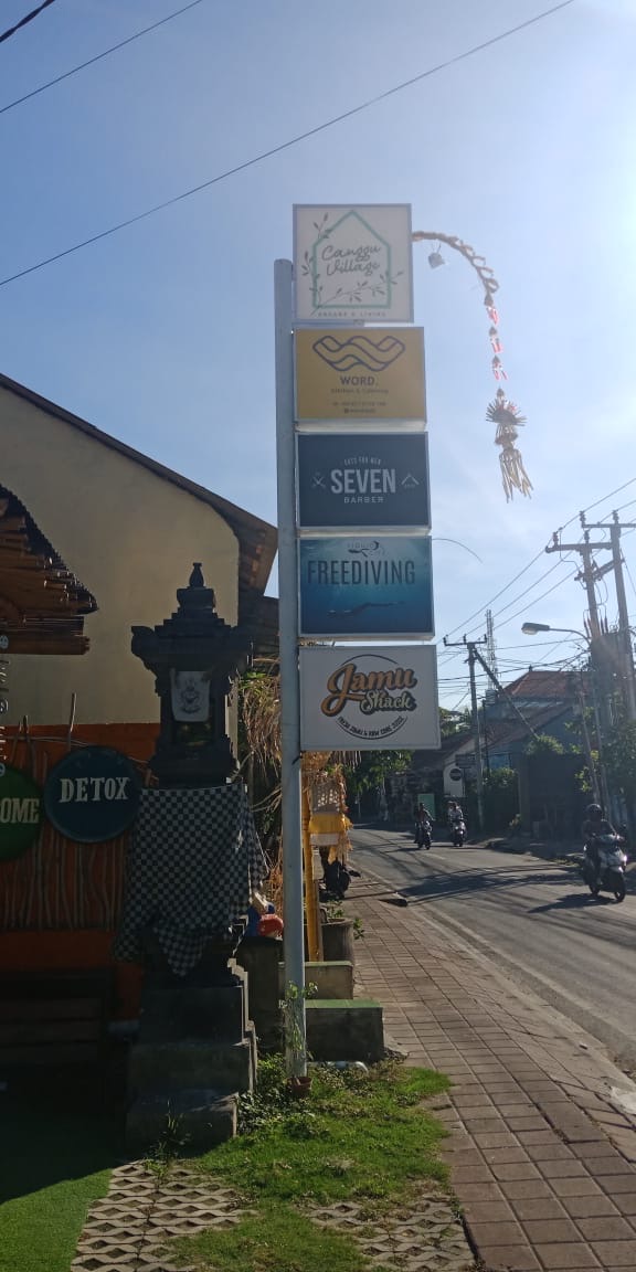 SEVEN BARBER BATU BOLONG