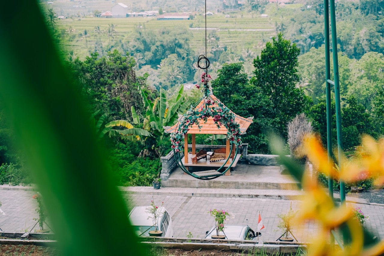Girisha Wahana & Restaurant