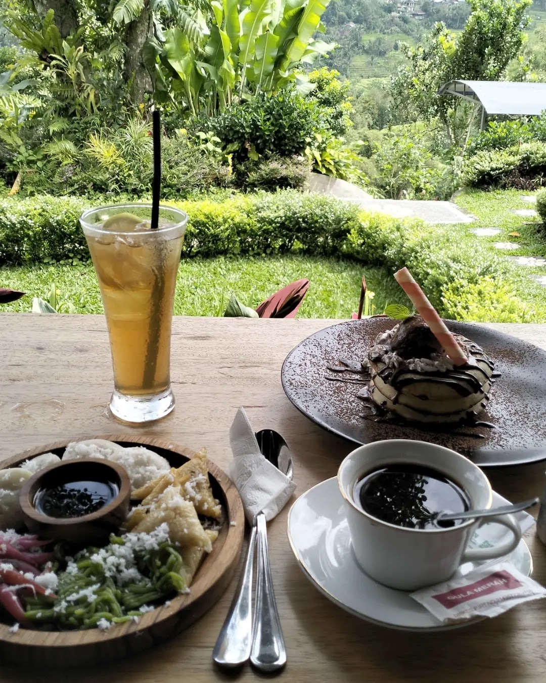 Girisha Wahana & Restaurant