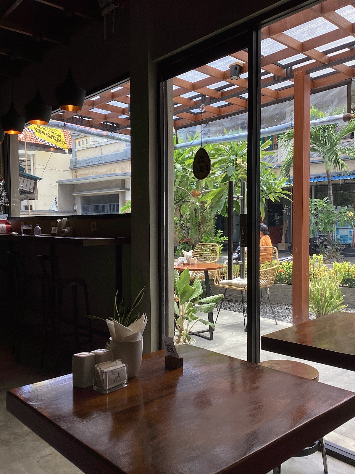 Rehat Cafe