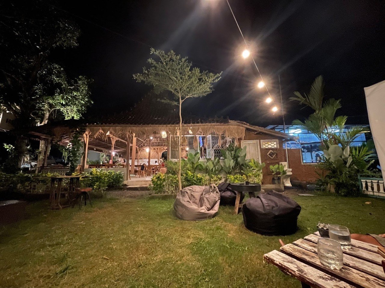 NGEMIL EAT AND BREW