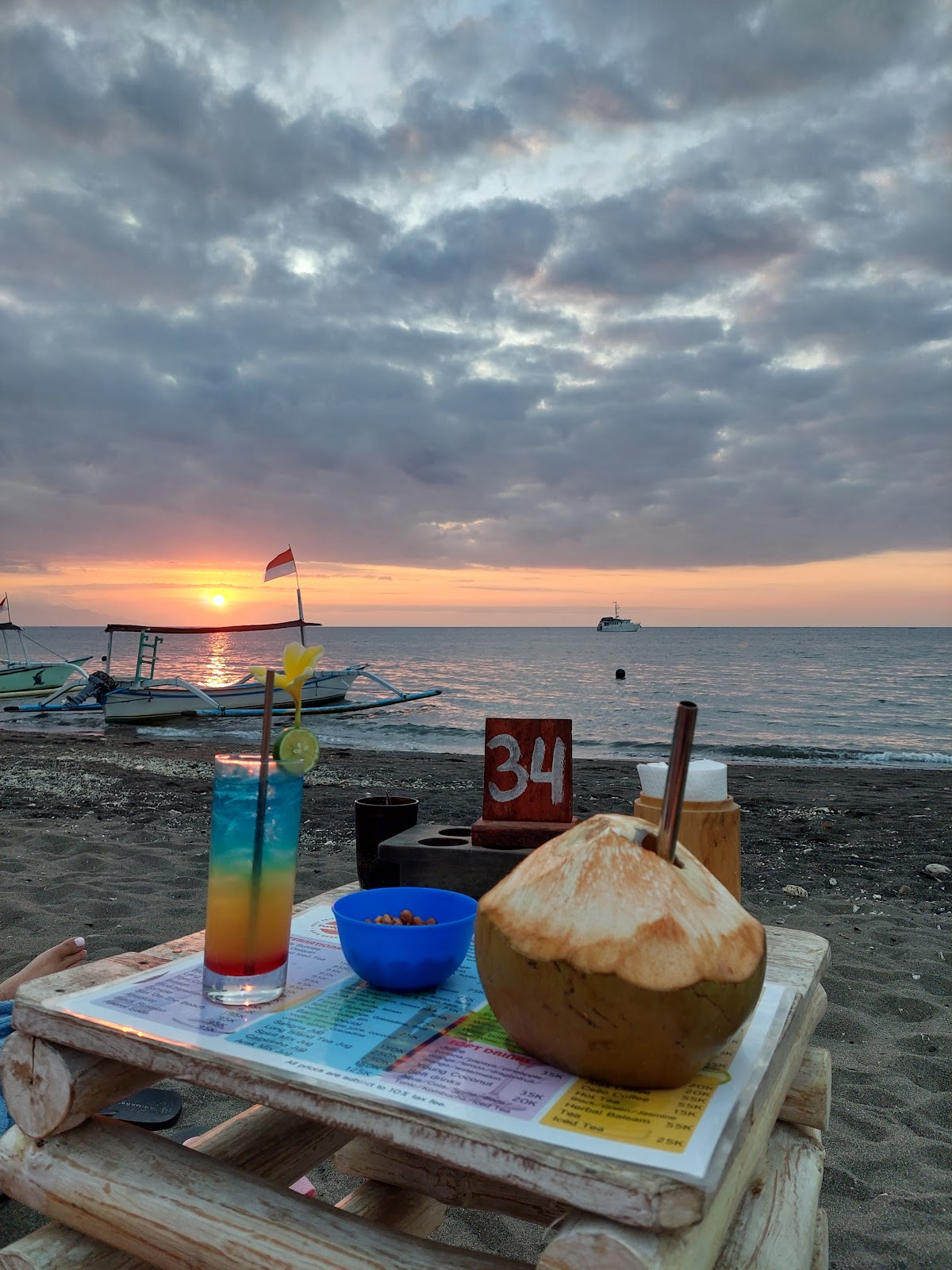 FunkyPlace Beach Bar & Grill