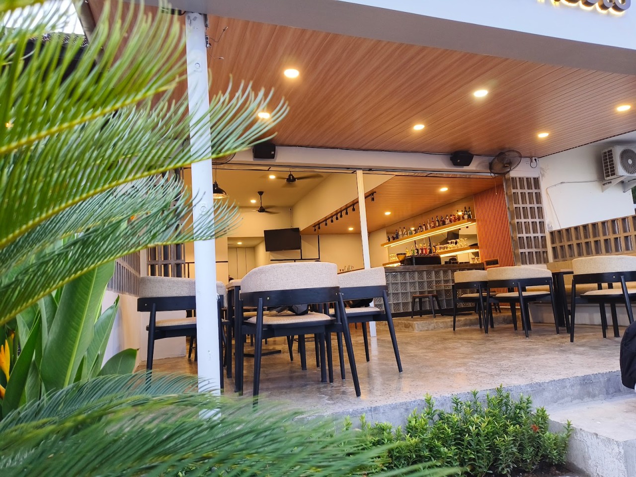 Jl. Pantai Batu Mejan No.85