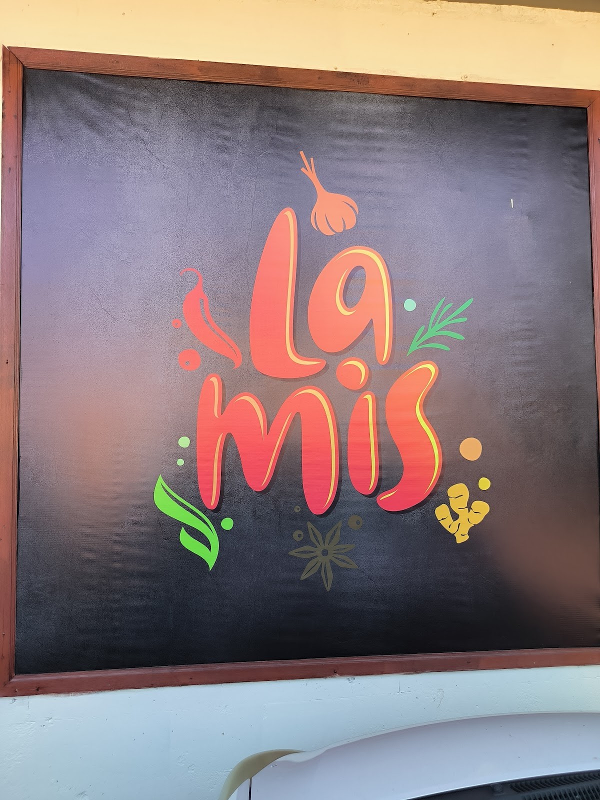 Lamis Resto