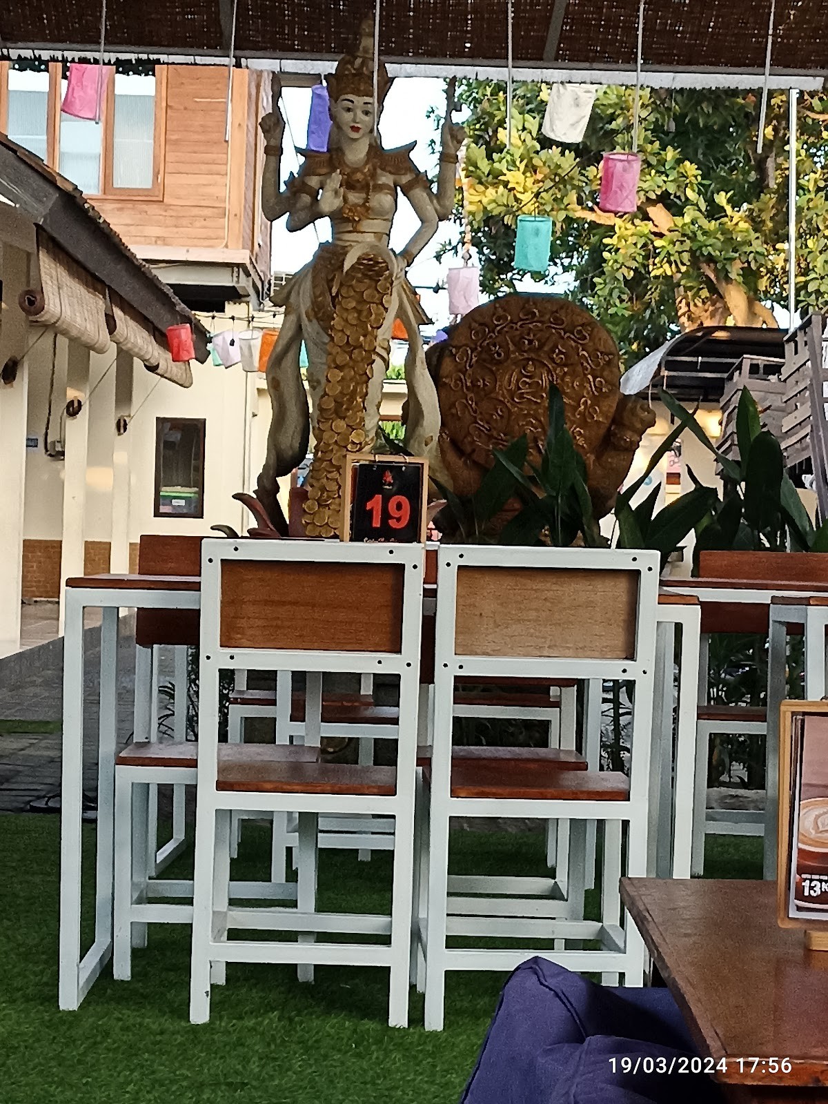 Lamis Resto