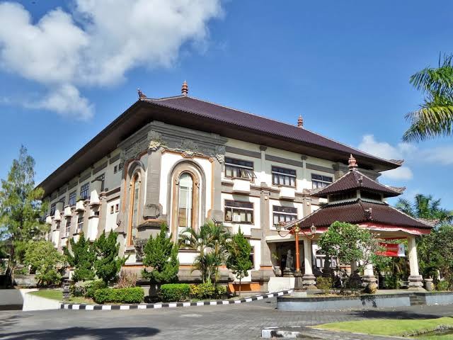 Badung Puspem Parking Lot