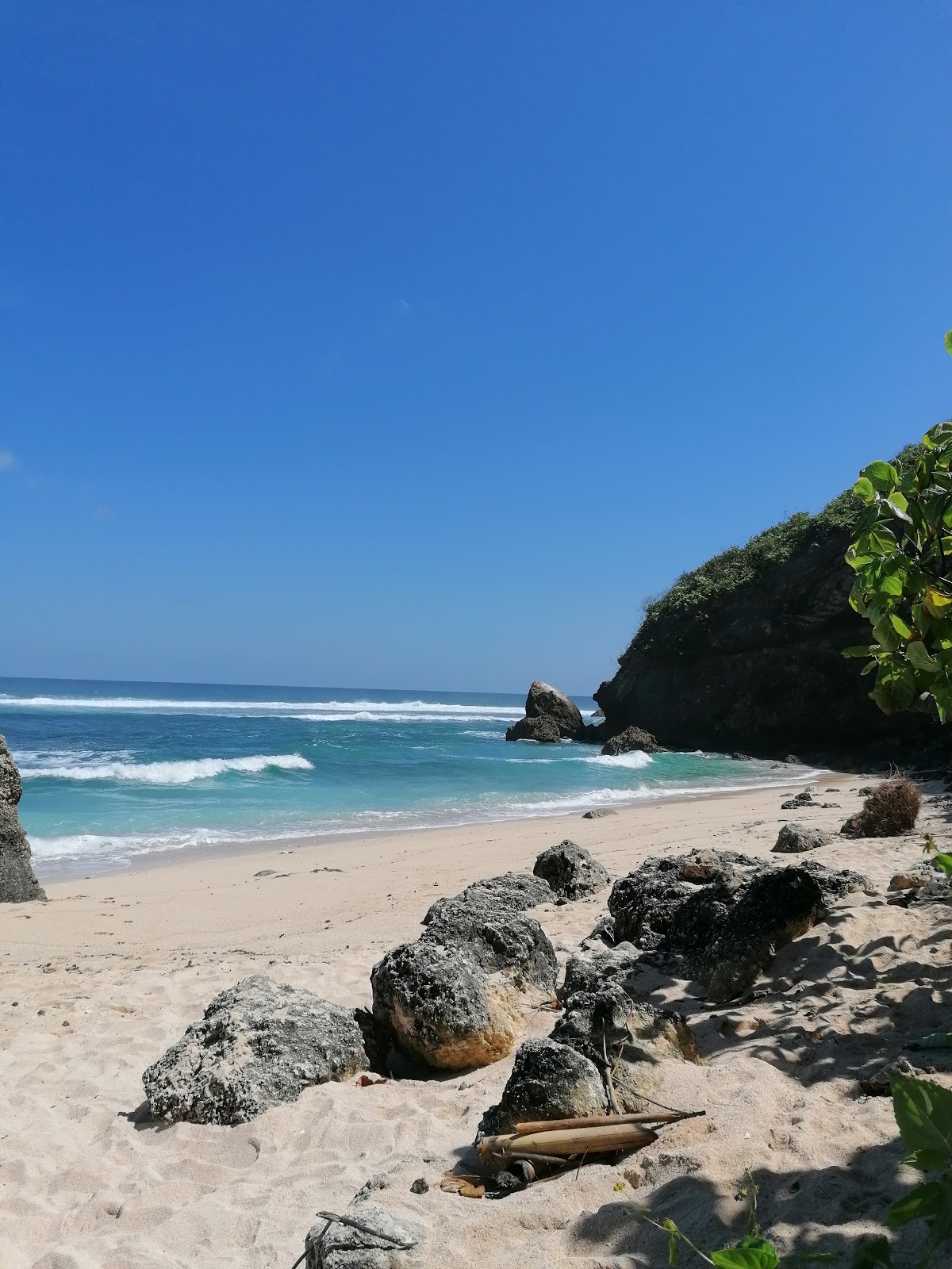 Surfing Nyang Nyang Beach 98018