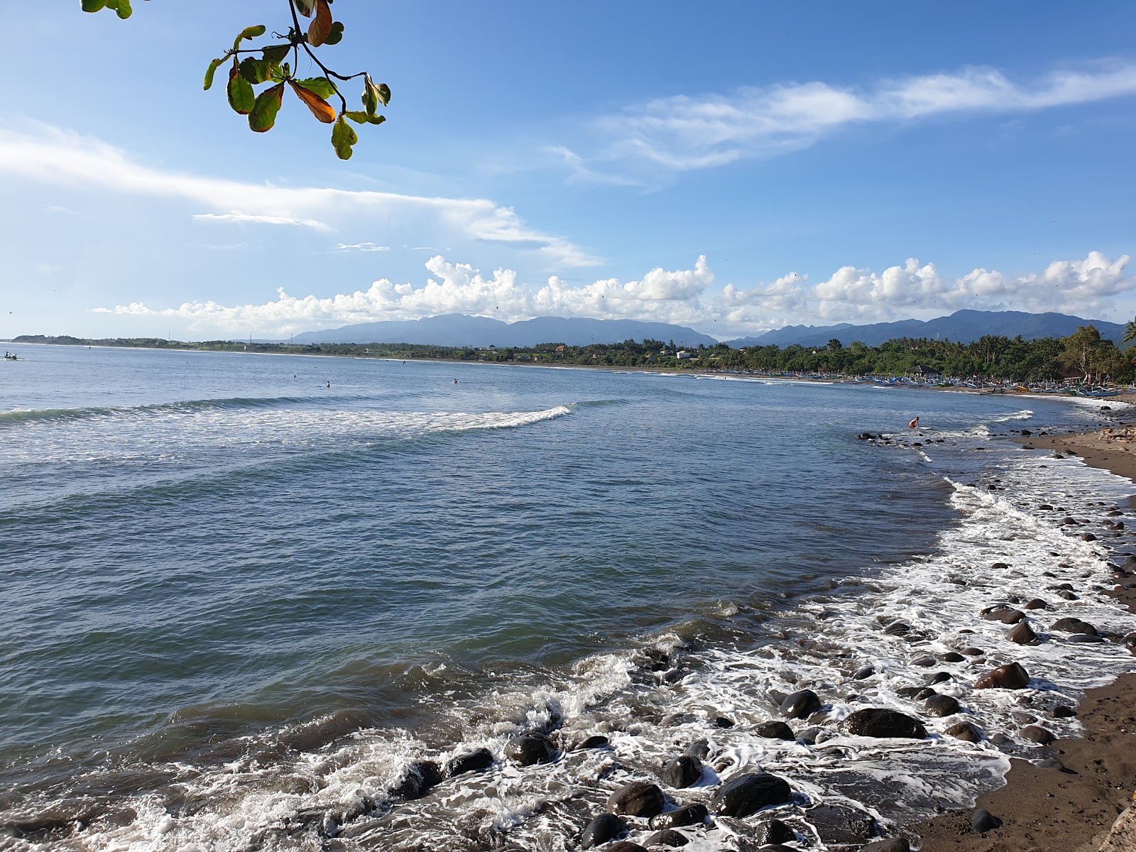 Surfing Medewi Beach 64721