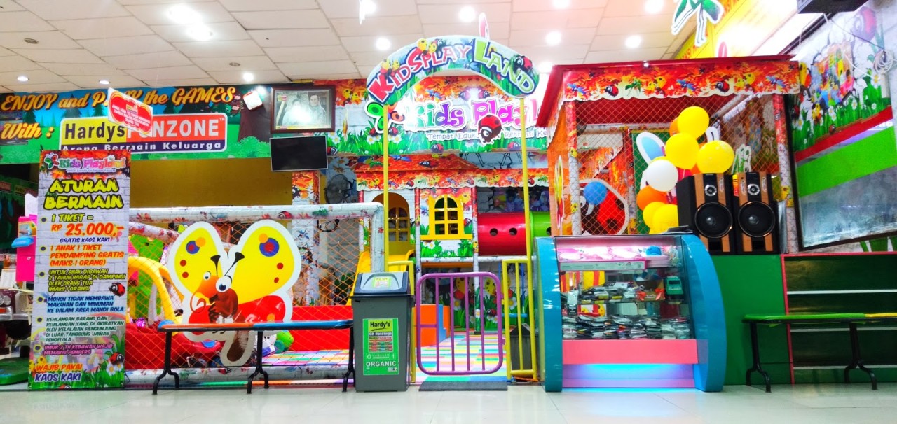 Hardys Funzone Panjer, Playground in Bali
