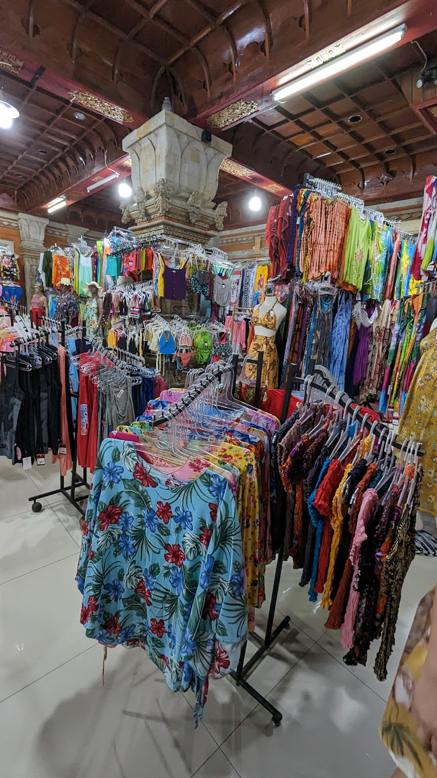 Shop Wake Bali Art Market 100295