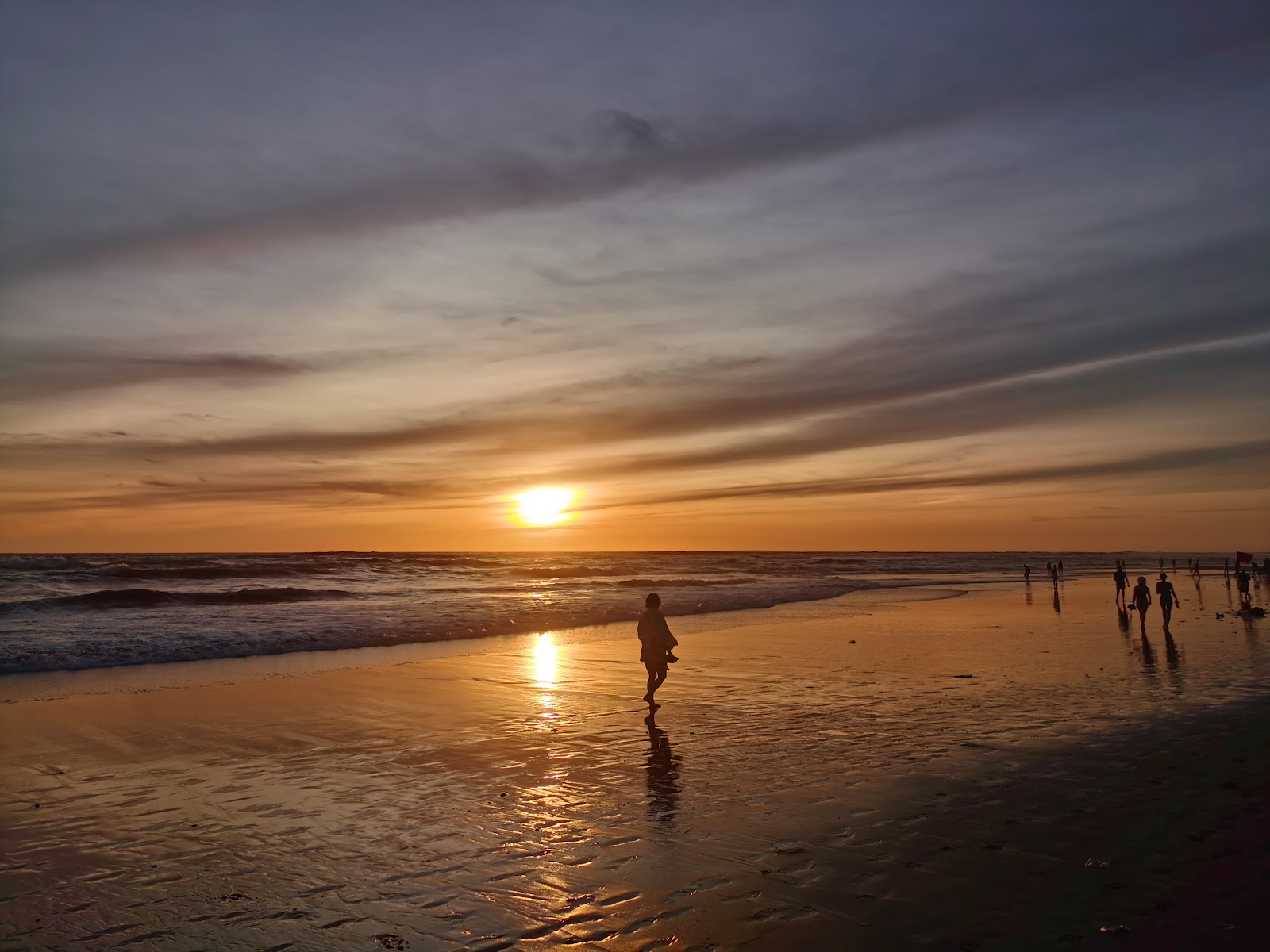 Surfing Berawa Beach 64465