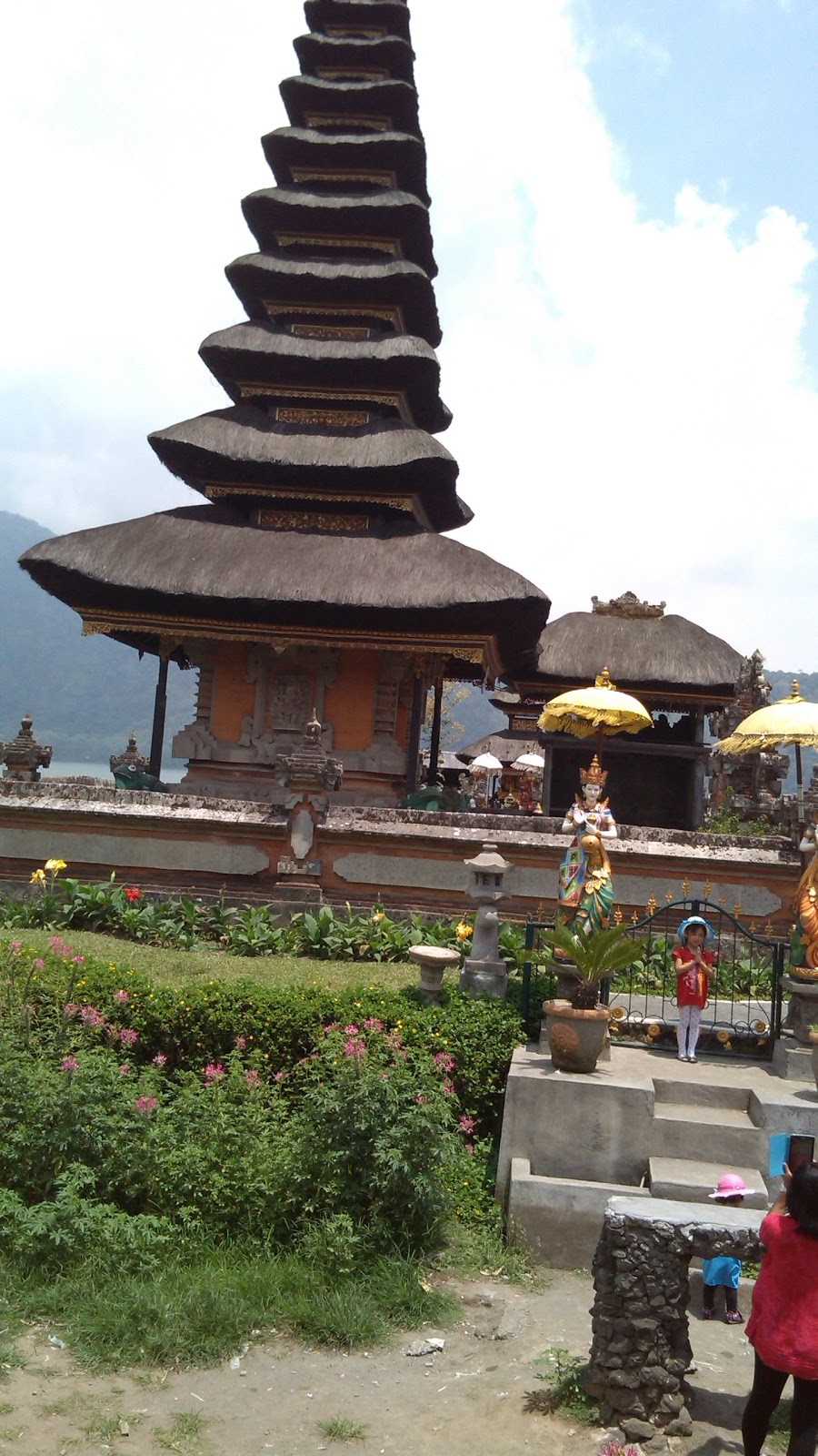 Danau Beratan