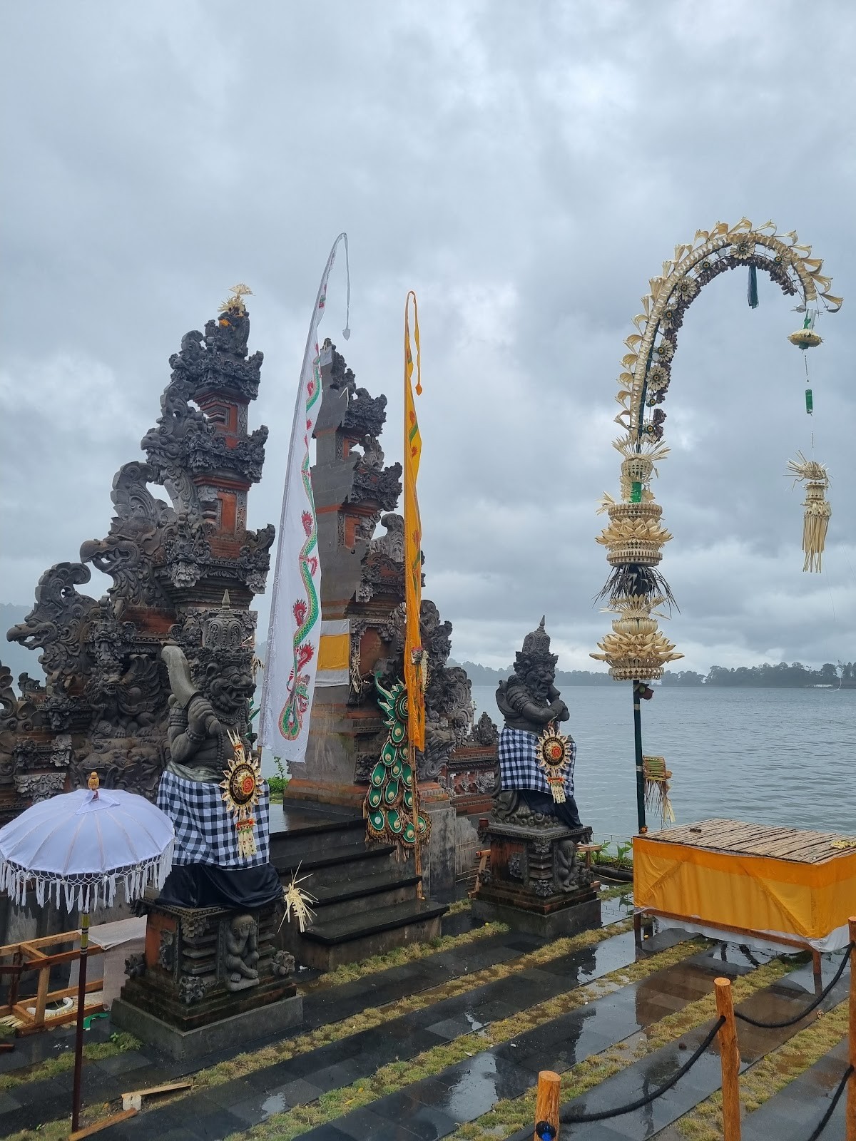 Danau Beratan