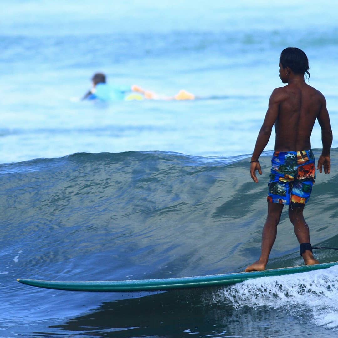 Surfing Halfway Kuta Surf School 98004