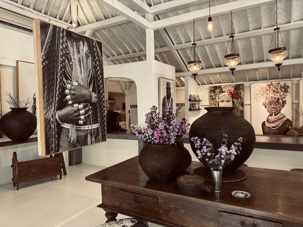 Giovanna Photography Gallery and Coffee House