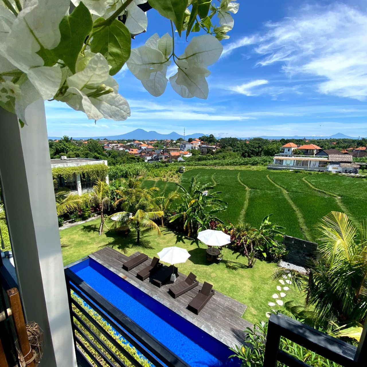 PUCO Rooftop Coworking Space & Eatery