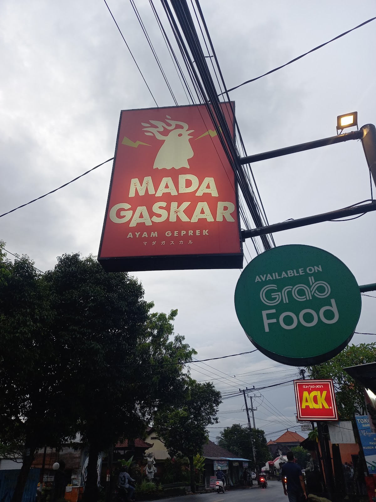 Ayam Geprek Madagaskar Ubud