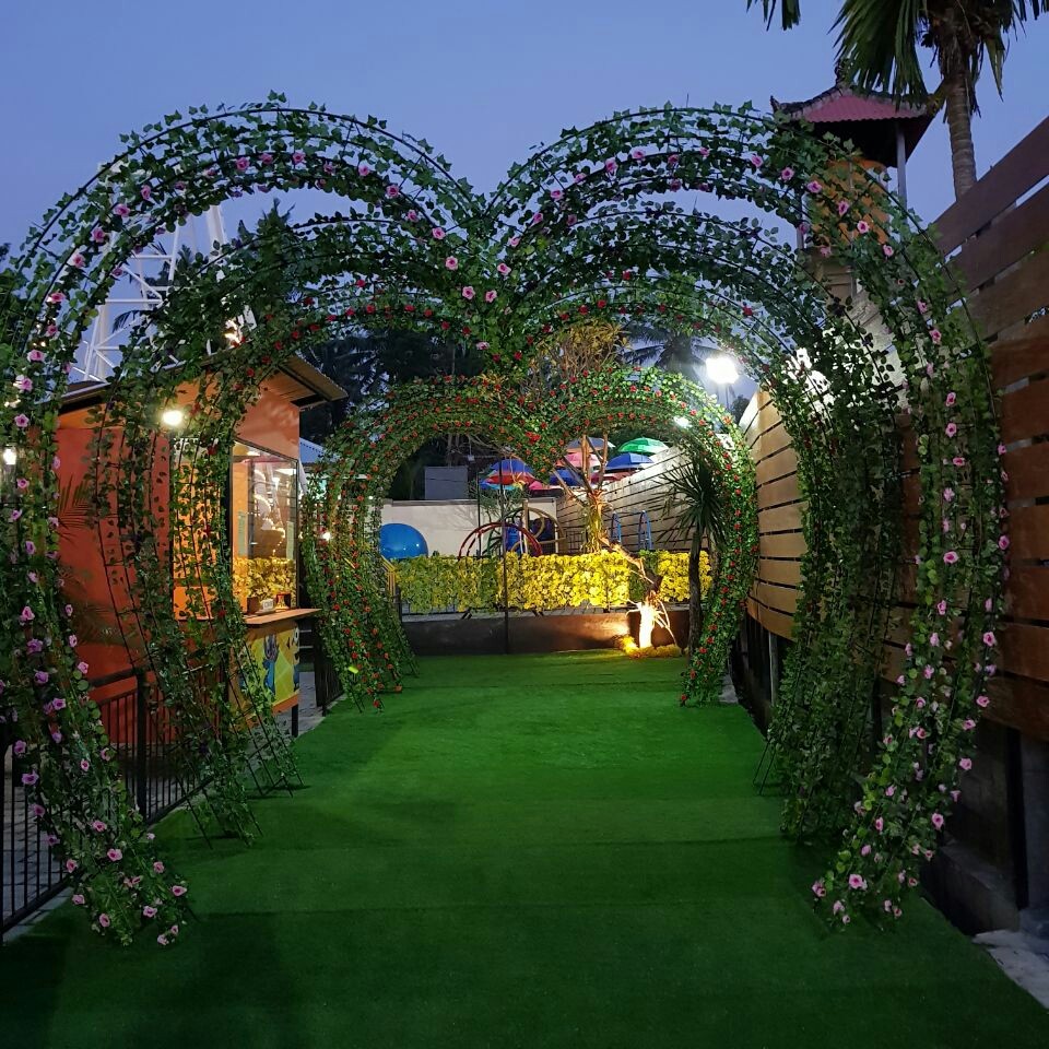 S A PLAY GROUND