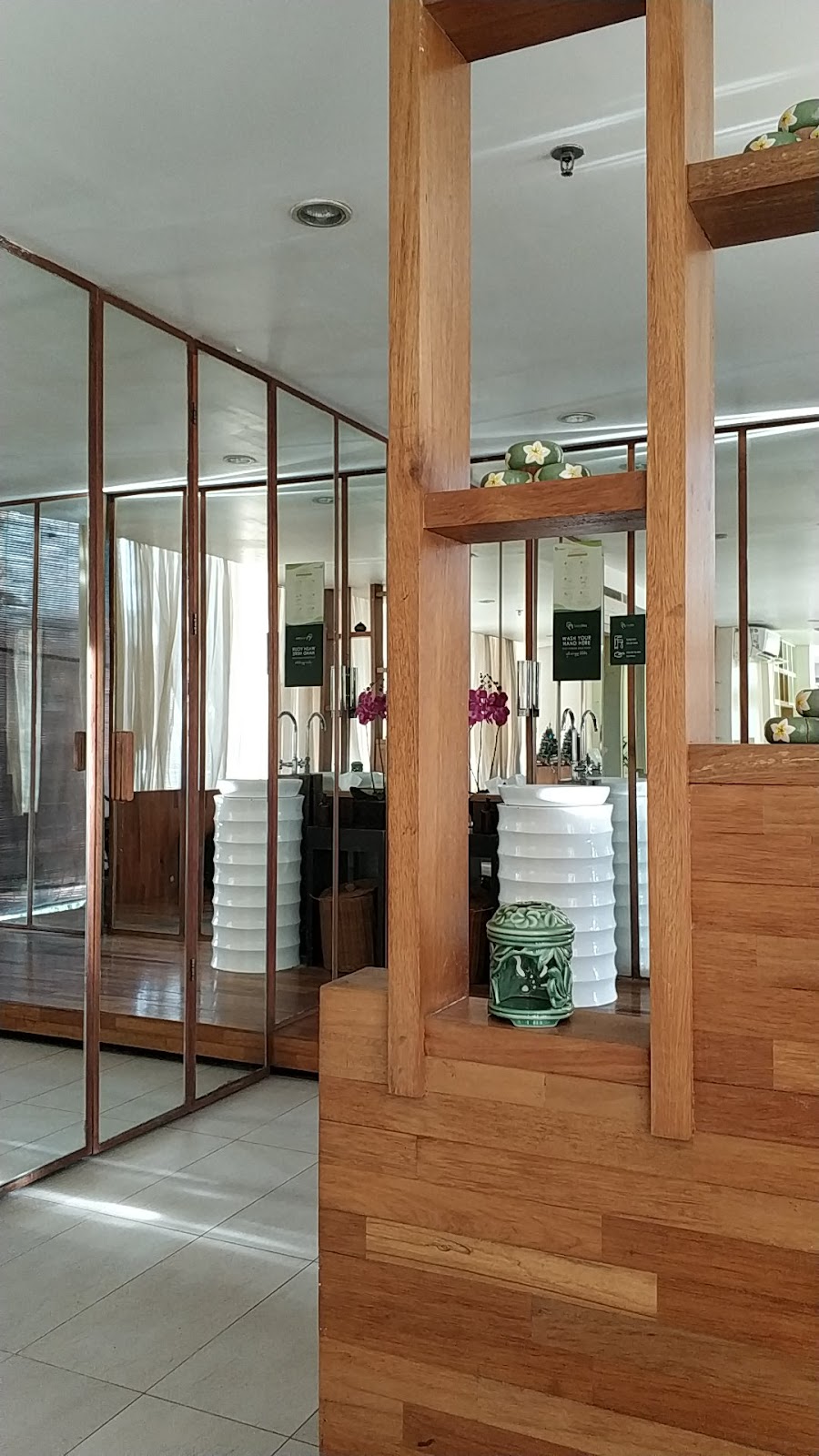De Nyuh Spa Seminyak