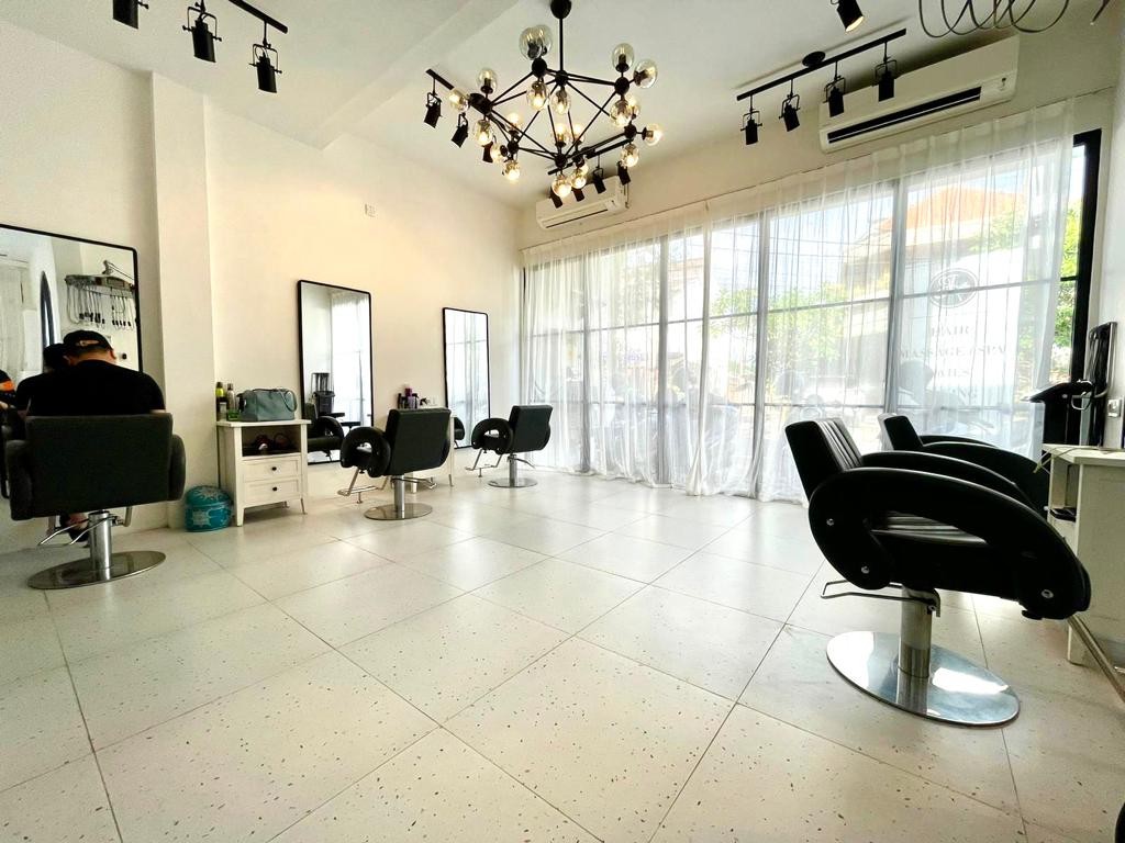 J-Jireh Spa & Salon
