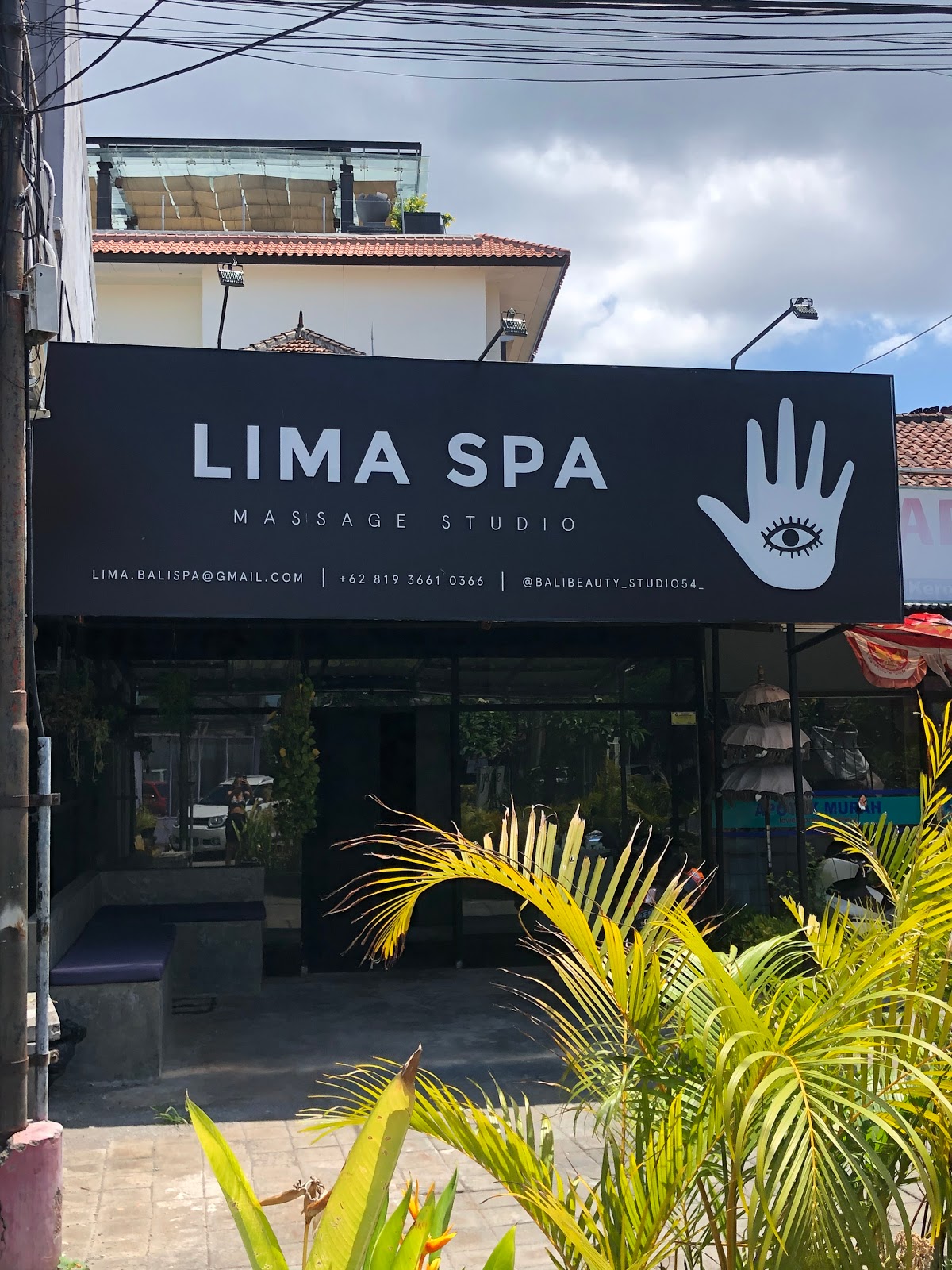 Lima Spa Seminyak