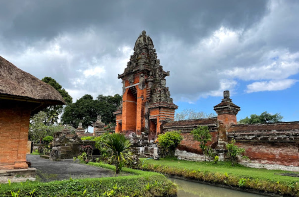 Taman Ayun Temple