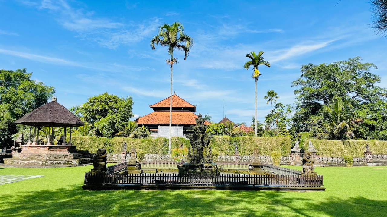 Taman Ayun Temple