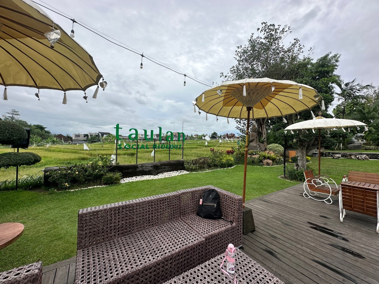 Taulan Social Hideout