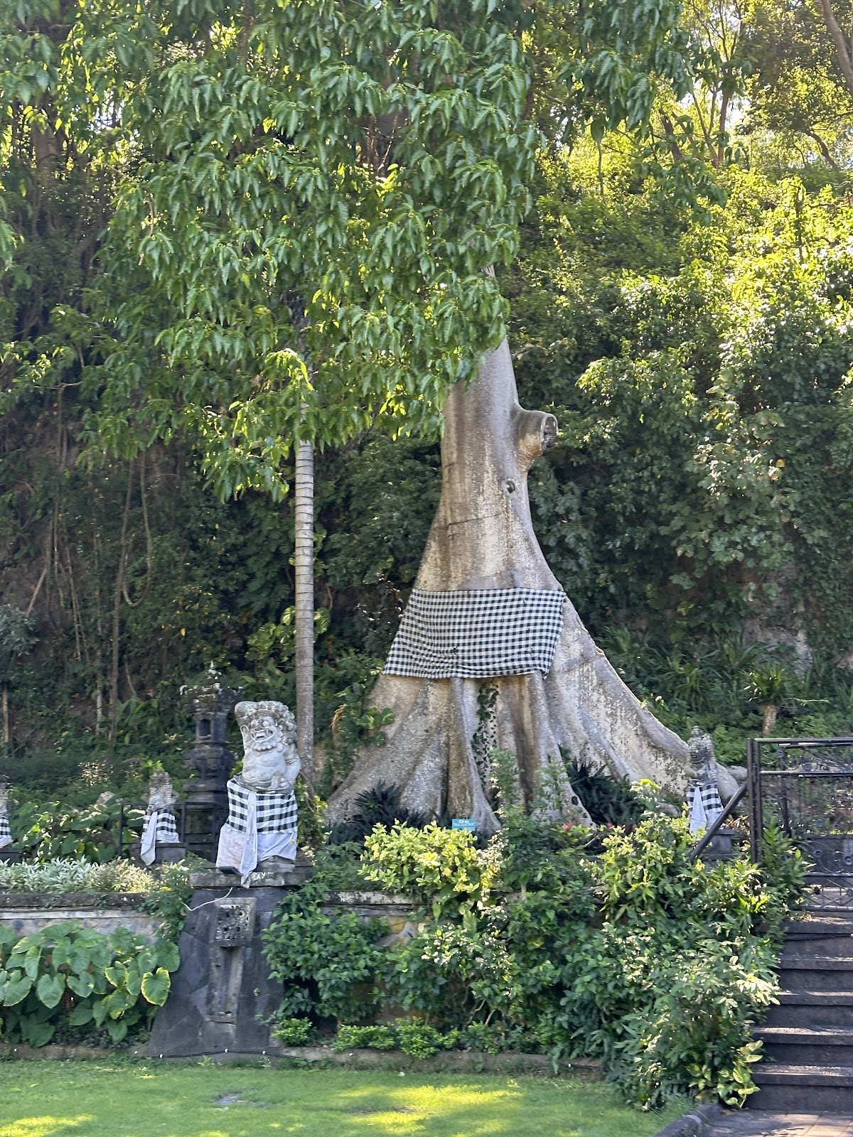 Goa Lawah Temple