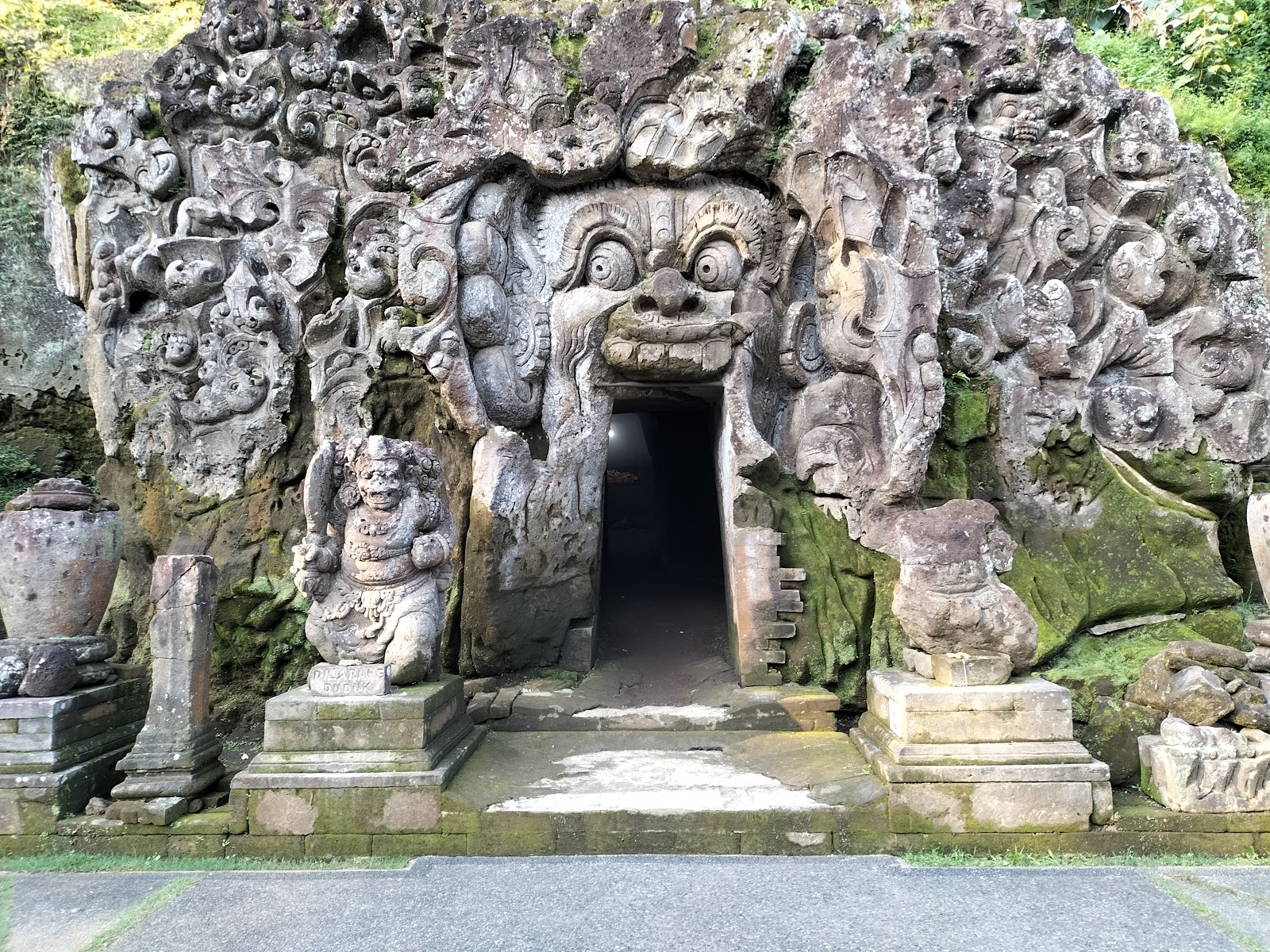 Temple Goa Gajah 105011