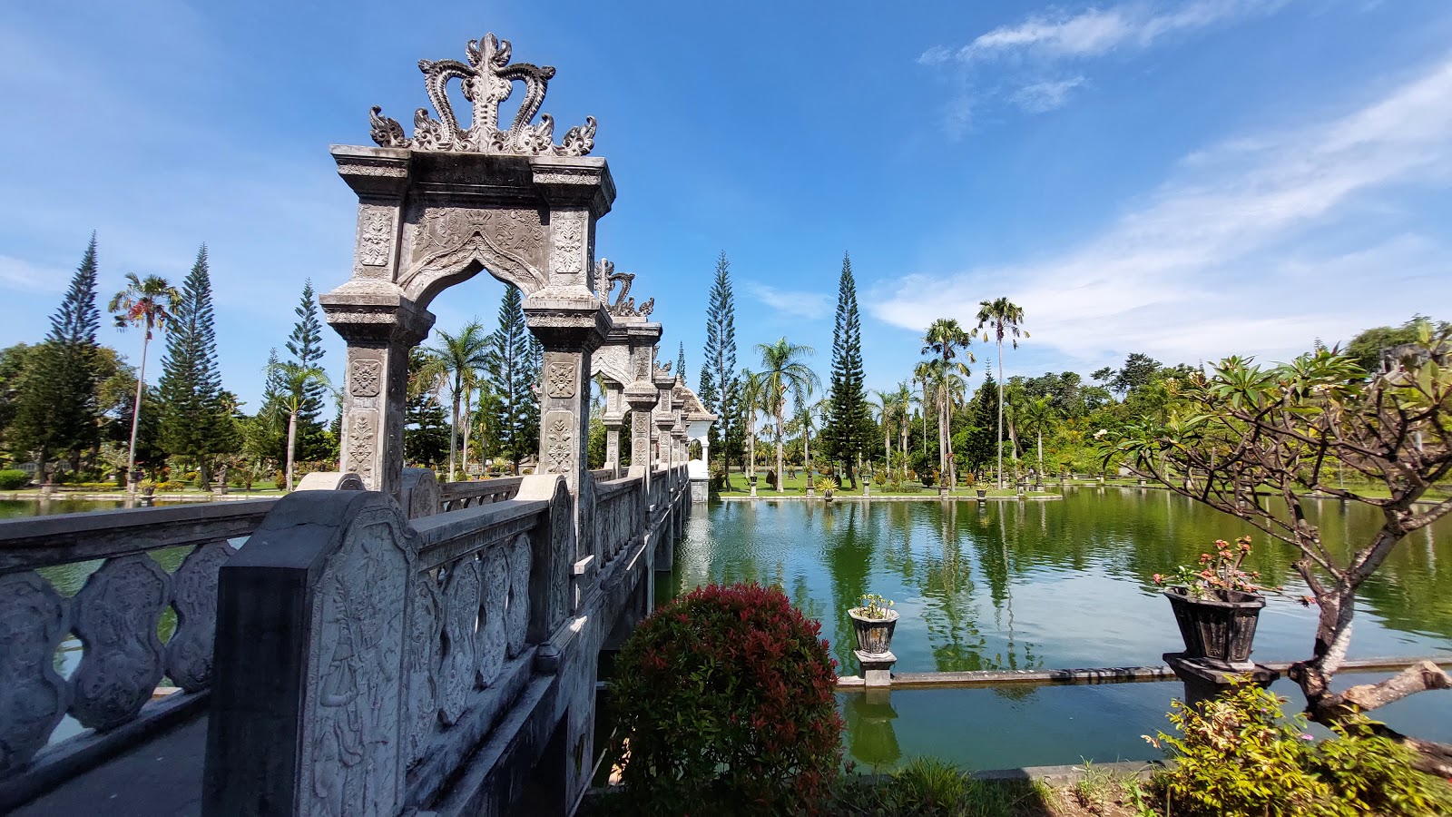 Palace Taman Ujung 21741