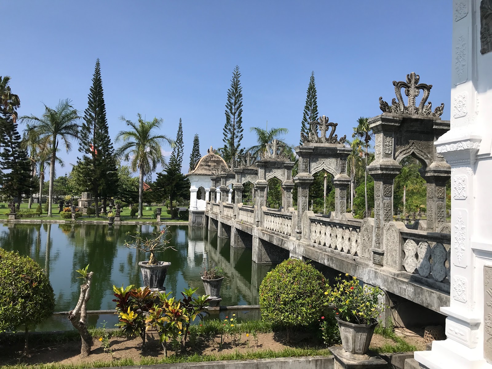 Palace Taman Ujung 21744