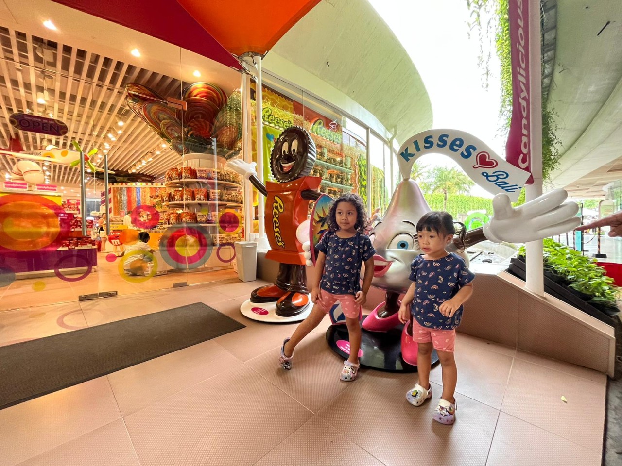 Beachwalk Shopping Center