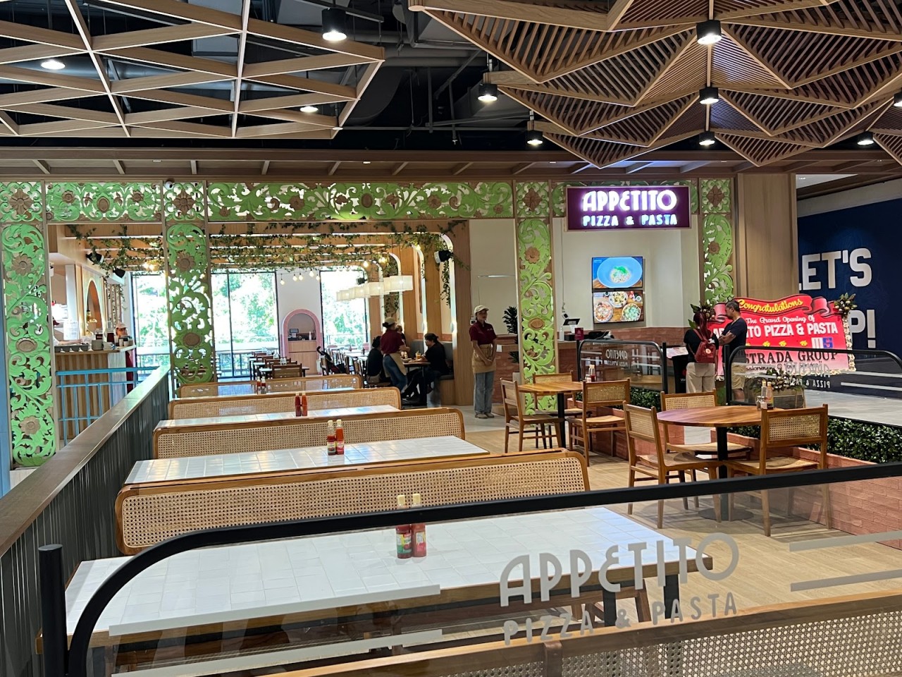 Living World Denpasar