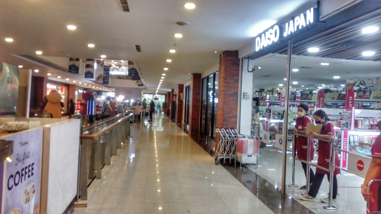 Plaza Renon