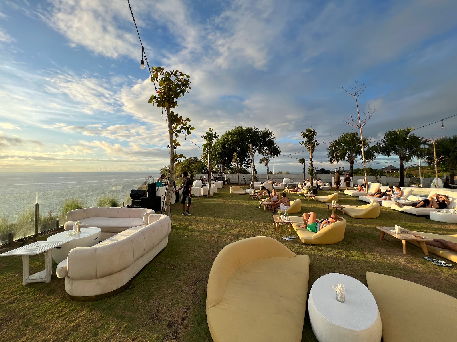 Beach club Ritual Bali 102398