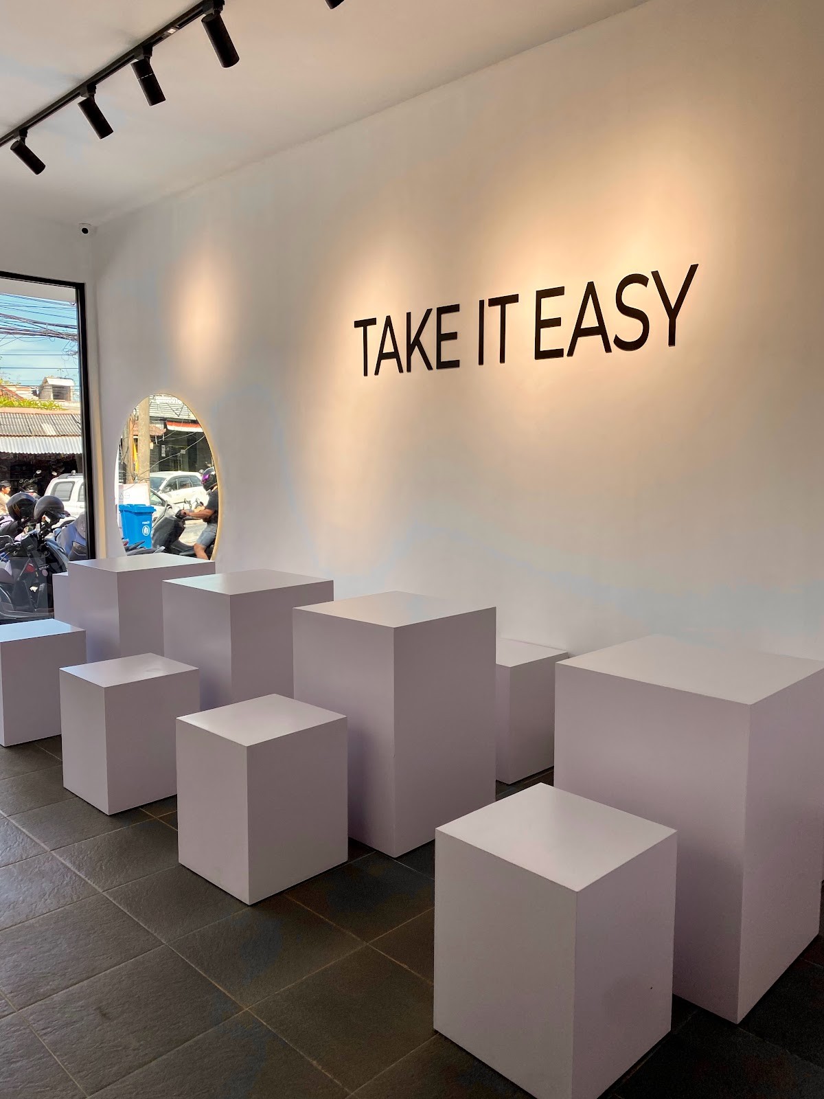 EASY CAFE (meal is ready)