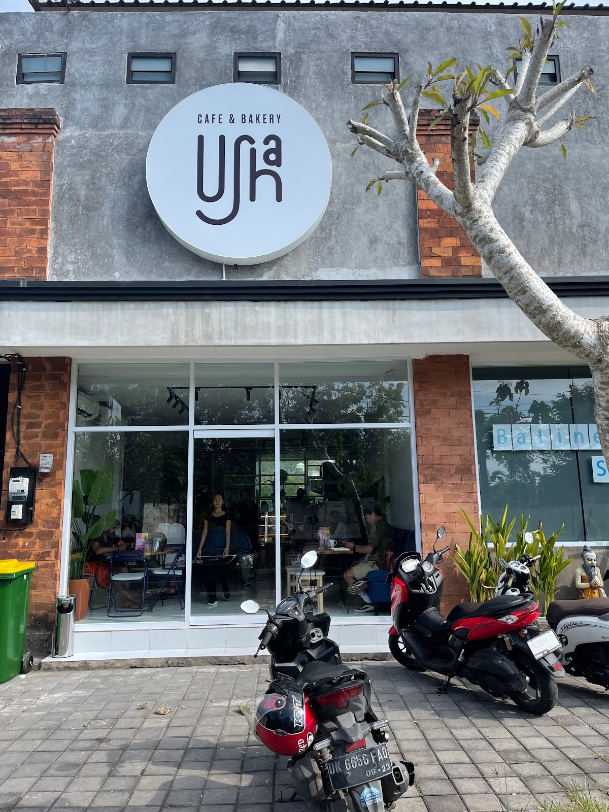 Usha Cafe & Bakery