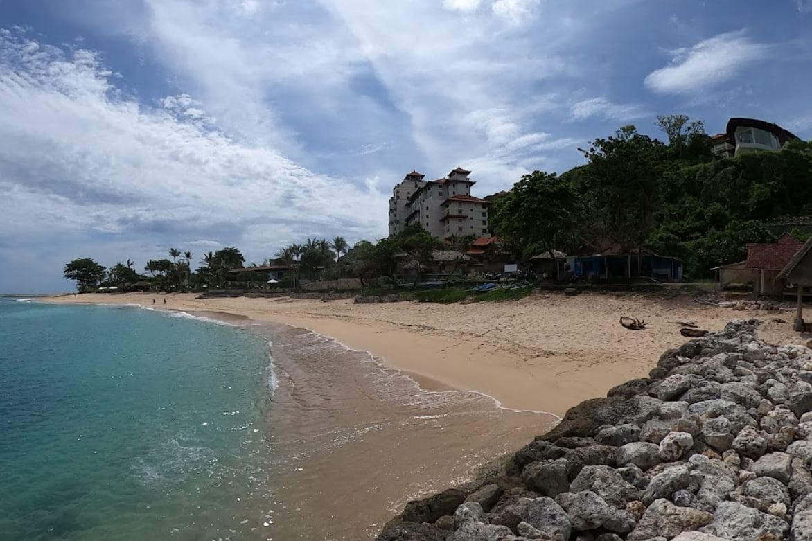 Sawangan Beach