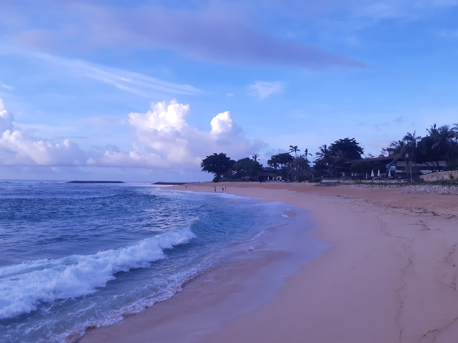 Sawangan Beach