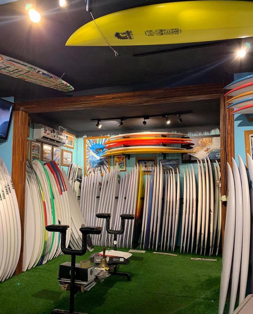 White Monkey Surf Shop