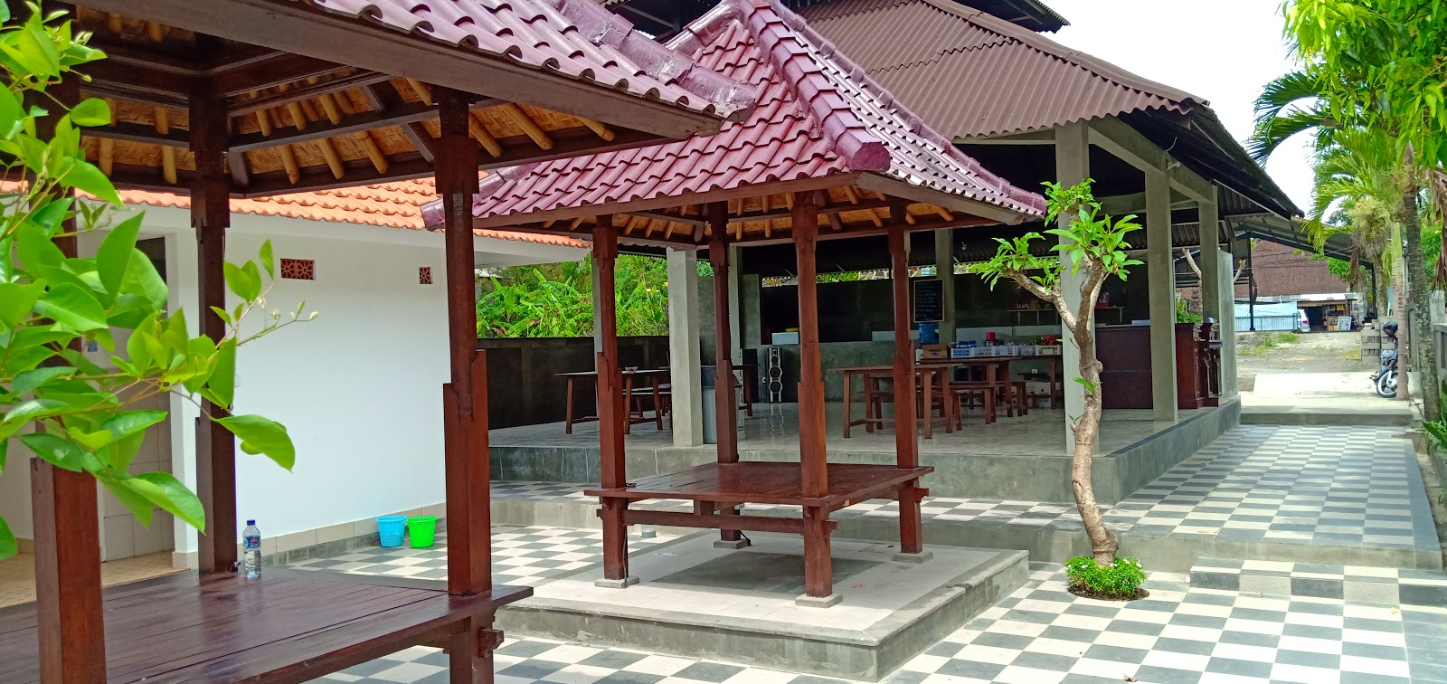 Kolam Taman Reren